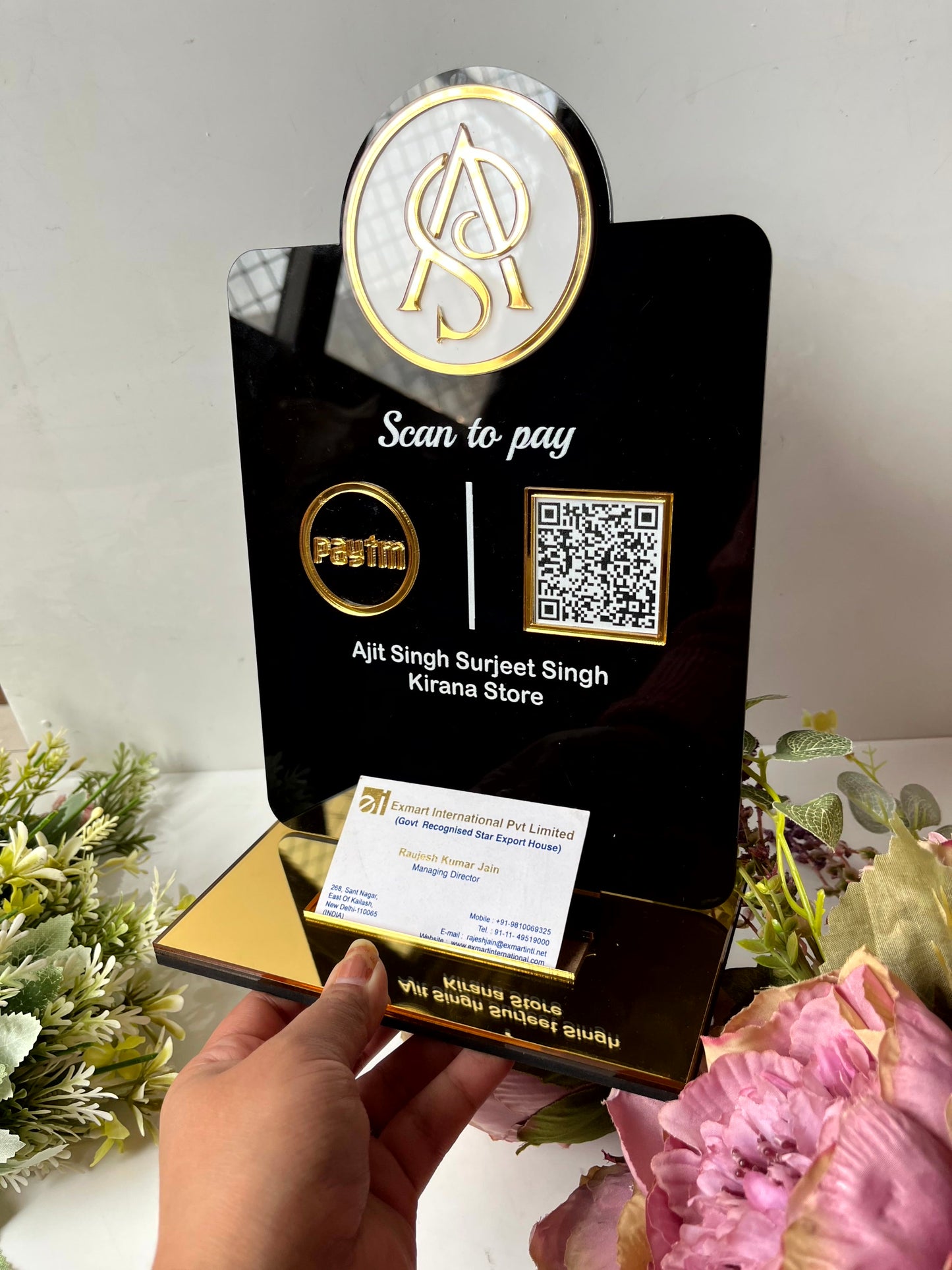 single Qr Scanner with visiting card holder