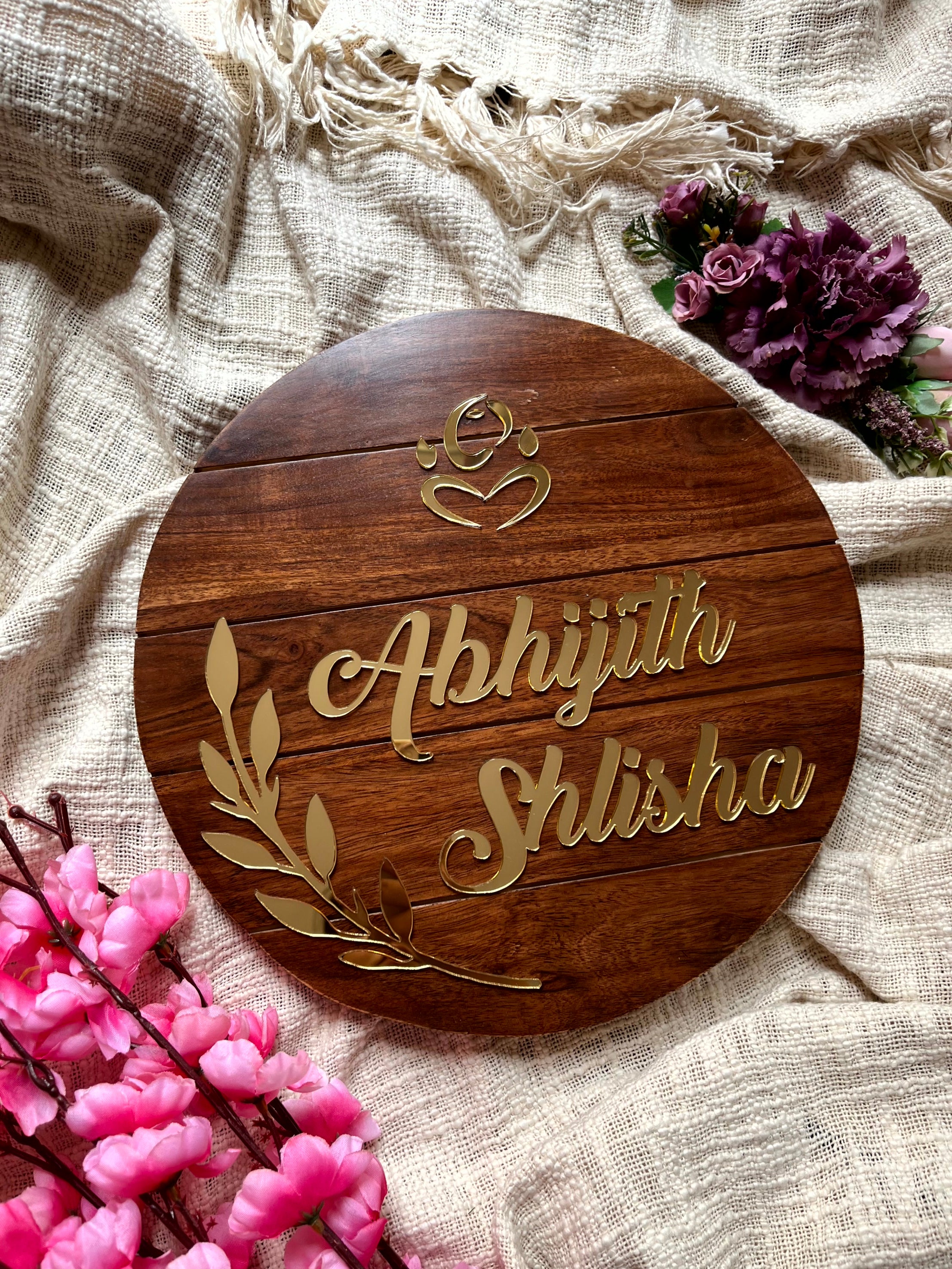 Half Leaf Nameplate – SingingThreads